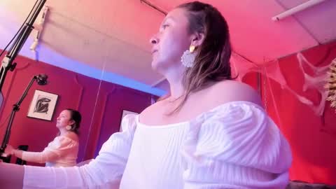 carla  online show from 10-30-25, 03:41