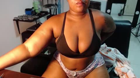 Snapshot of karlaluann chatting on 02-03-26, 09:58 karlaluann online show from 02-03-26, 09:58