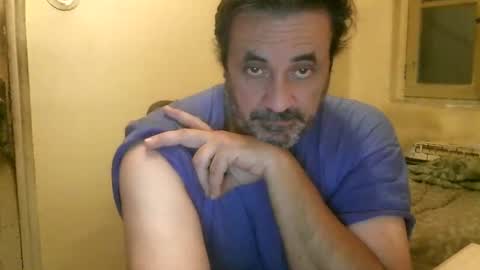 Snapshot of karlpal chatting on 12-29-24, 06:35 karlpal online show from 12-29-24, 06:35