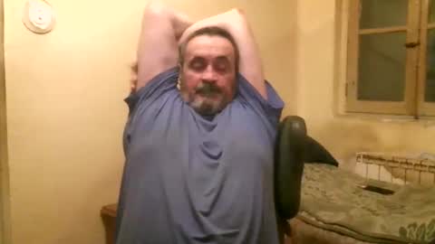 Snapshot of karlpal chatting on 01-16-25, 09:51 karlpal online show from 01-16-25, 09:51