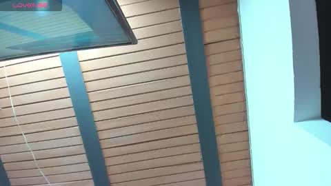 Karly Moonns online show from 11-18-25, 02:54