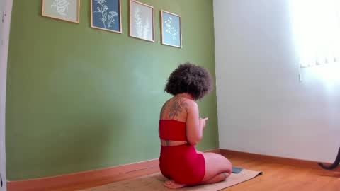 Karlye online show from 04-13-26, 04:01