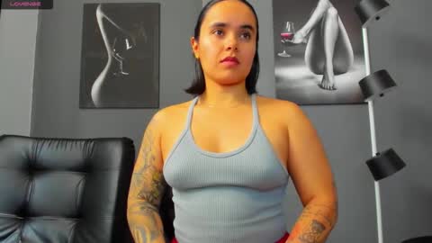   online show from 10-11-25, 07:01