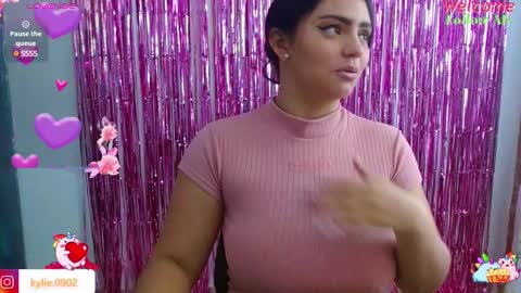 Snapshot of karol_09 chatting on 01-04-25, 04:44 karol 09 online show from 01-04-25, 04:44