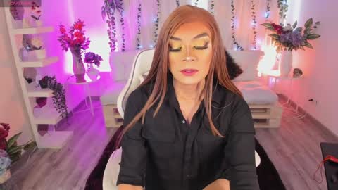 Snapshot of karol_elegance_ chatting on 12-10-24, 02:28 karol online show from 12-10-24, 02:28