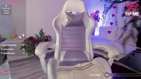 Snapshot of karol_elegance_ chatting on 02-04-25, 05:45 karol online show from 02-04-25, 05:45