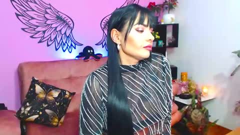 Karol Kenedy online show from 01-28-25, 05:43