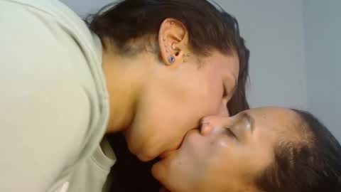 hot girls online show from 10-05-25, 01:04