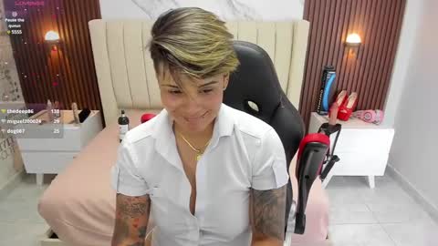 Karol and Luna online show from 02-25-25, 08:47