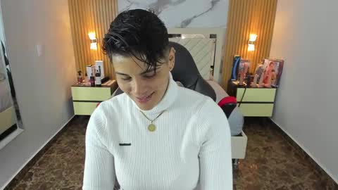 Karol and Luna online show from 10-04-25, 07:34