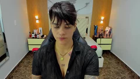 Karol and Luna online show from 10-16-25, 08:10