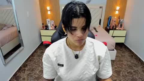 Karol and Luna online show from 01-06-26, 07:17