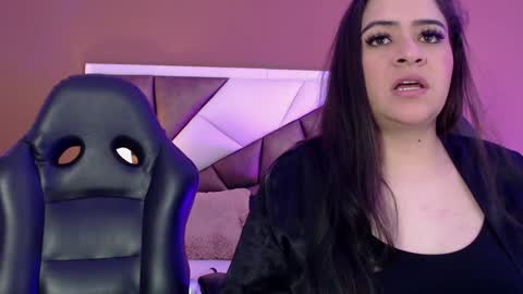 Karol and Michel online show from 12-22-24, 01:11