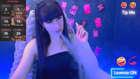 Caroline online show from 04-07-26, 05:41