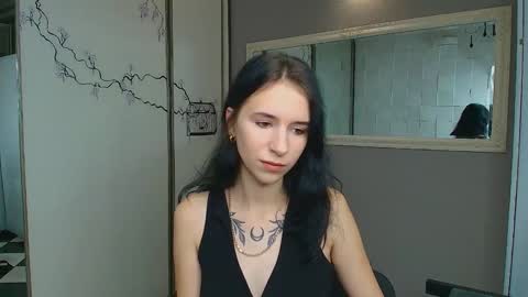 Karolina online show from 12-11-24, 06:58