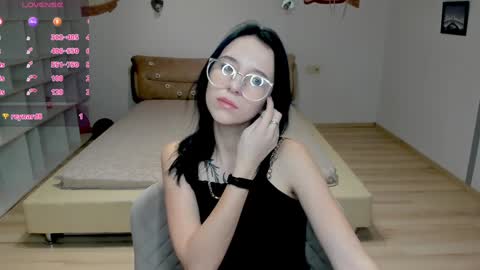 Karolina online show from 01-19-25, 12:50