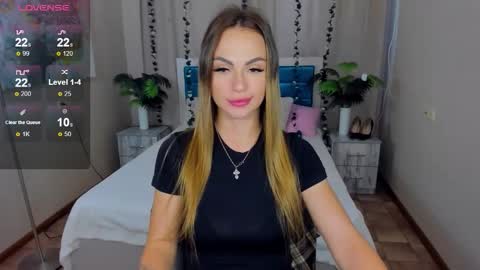 Karolina online show from 09-10-25, 10:04