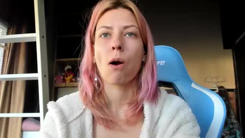 karoline121 online show from 10-29-25, 09:11