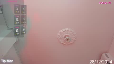 Snapshot of karoline_marin chatting on 12-28-24, 02:32 Karoline online show from 12-28-24, 02:32