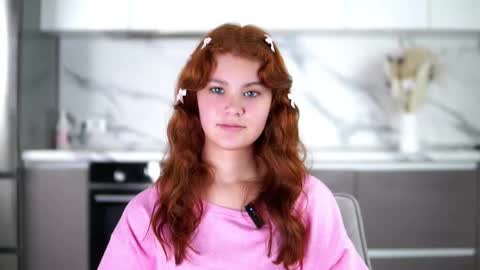 lina online show from 11-18-25, 12:31