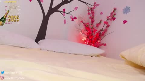 Karolina 3 online show from 01-04-25, 05:37