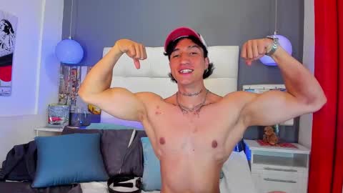 Snapshot of karybig3 chatting on 02-15-25, 07:27 ---Kary--- online show from 02-15-25, 07:27