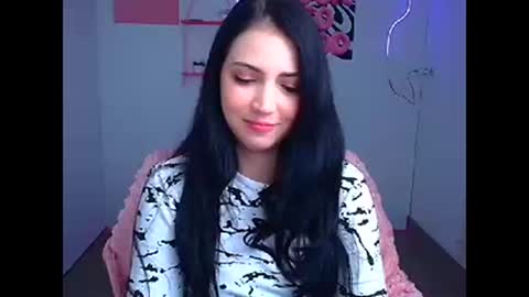 Snapshot of karyna_joy chatting on 01-19-26, 12:42 Karyna online show from 01-19-26, 12:42