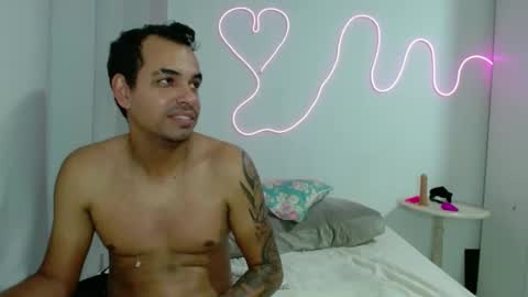 Snapshot of kasaltaradinho chatting on 01-30-25, 08:21 Tamires e Maicon online show from 01-30-25, 08:21