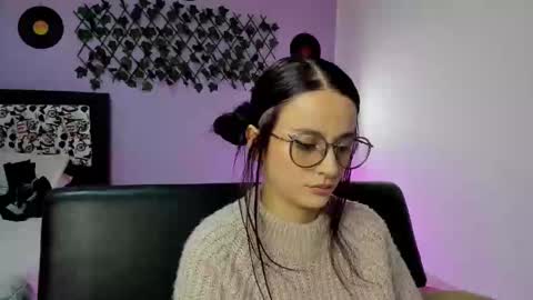 Snapshot of kassandra_james chatting on 12-02-24, 12:09 kassandra james online show from 12-02-24, 12:09