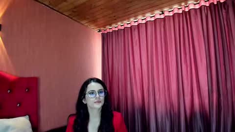Snapshot of kassandra_james chatting on 12-21-24, 04:25 kassandra james online show from 12-21-24, 04:25