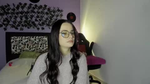 Snapshot of kassandra_james chatting on 01-04-25, 11:00 kassandra james online show from 01-04-25, 11:00