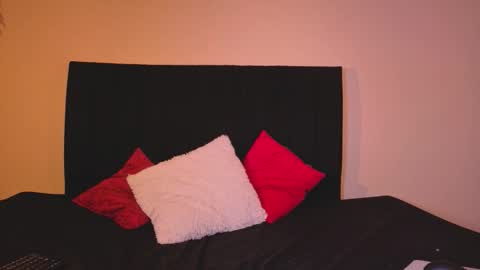 kassandra james online show from 01-11-26, 01:32