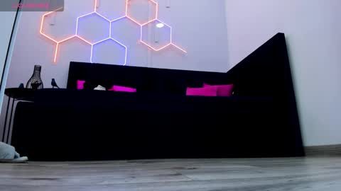 kat__cat online show from 11-27-25, 08:49