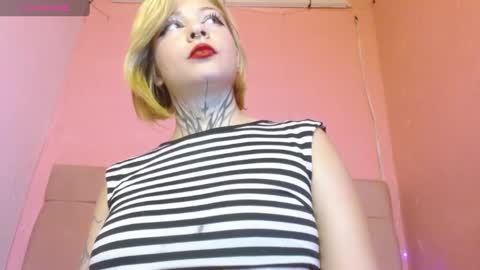 kat_cirice18 online show from 02-22-25, 08:20