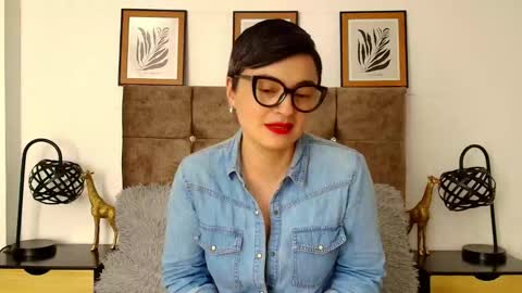 kat paradisse online show from 11-12-25, 09:36