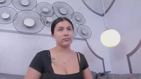 Snapshot of katalellastarr chatting on 10-08-25, 03:26 KatalellaStarr online show from 10-08-25, 03:26