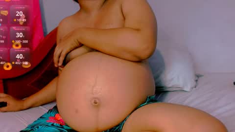 Snapshot of kataleyabarbara21 chatting on 09-10-25, 08:20 KATA online show from 09-10-25, 08:20