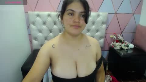 Snapshot of katalina_santana25 chatting on 03-05-25, 09:59 katalina santana25 online show from 03-05-25, 09:59