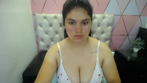 Snapshot of katalina_santana25 chatting on 09-08-25, 07:46 katalina santana25 online show from 09-08-25, 07:46