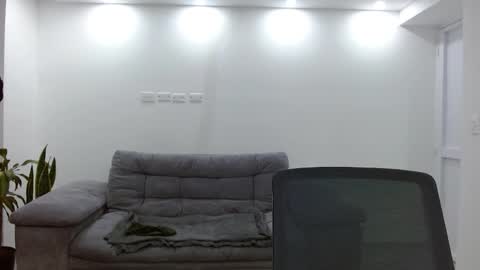 Snapshot of katalina_sexygirl chatting on 01-18-26, 01:42 Katalina online show from 01-18-26, 01:42