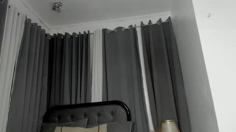 katalinahugecumxx online show from 09-16-25, 09:38