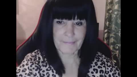 Snapshot of katarinaohdream chatting on 11-18-25, 11:25 KatarinaOhDream online show from 11-18-25, 11:25