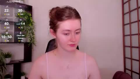 Snapshot of kate_cuddle chatting on 07-07-26, 07:34 Kate online show from 07-07-26, 07:34