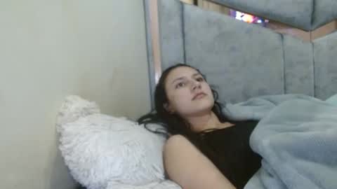 Snapshot of kate_davies chatting on 11-06-25, 01:06 kate online show from 11-06-25, 01:06