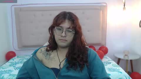 Snapshot of kate_pickman chatting on 02-16-25, 03:04 kate online show from 02-16-25, 03:04