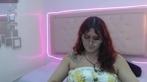 Snapshot of kate_pickman chatting on 03-04-25, 03:11 kate online show from 03-04-25, 03:11