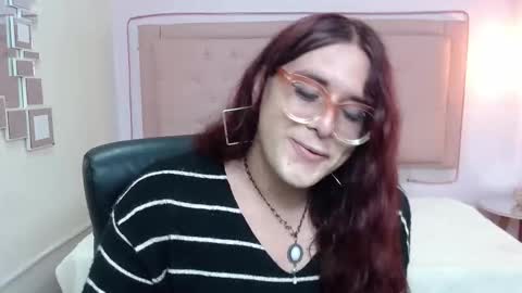 Snapshot of kate_pickman chatting on 09-14-25, 03:38 kate online show from 09-14-25, 03:38