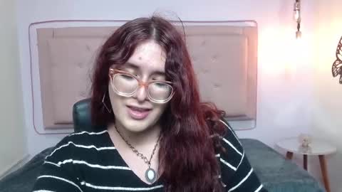 Snapshot of kate_pickman chatting on 09-19-25, 11:49 kate online show from 09-19-25, 11:49