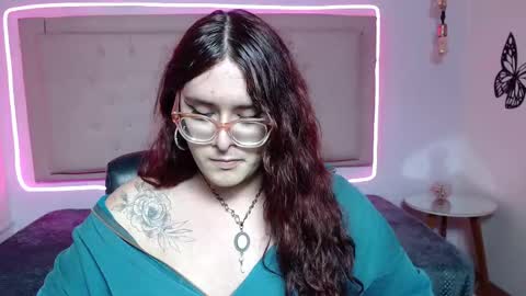 Snapshot of kate_pickman chatting on 09-25-25, 04:27 kate online show from 09-25-25, 04:27