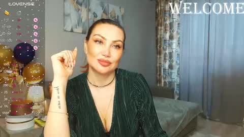 Therapist online show from 02-25-25, 05:19